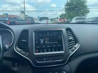 Jeep Cherokee 2019 4x4 Trailhawk Elite 4 puertas SUV