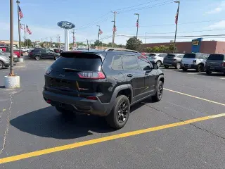 Jeep Cherokee 2019 4x4 Trailhawk Elite 4 puertas SUV