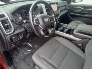 Ram 1500 2022 4x4 Lone Star Cabina Crew 4 puertas 5.6 pies. Caja corta Pickup