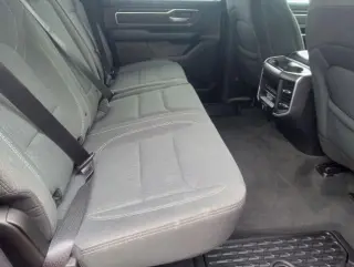 Ram 1500 2022 4x4 Lone Star Cabina Crew 4 puertas 5.6 pies. Caja corta Pickup