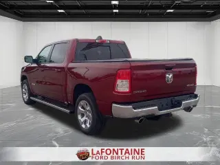 Ram 1500 2022 4x4 Lone Star Cabina Crew 4 puertas 5.6 pies. Caja corta Pickup