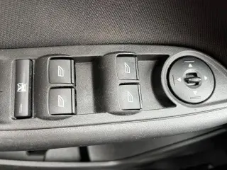 Ford Focus 2017 SE 4 puertas Sedan