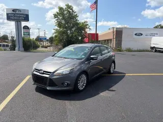 Ford Focus 2012 Titanium 5 puertas Hatchback