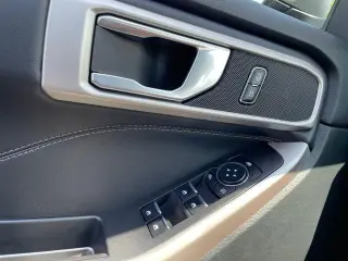 Ford Explorer 2023 AWD XLT 4 puertas SUV