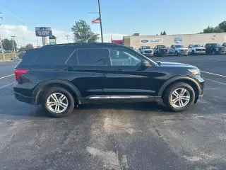 Ford Explorer 2023 AWD XLT 4 puertas SUV