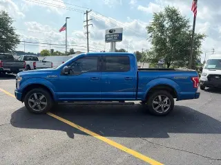 Ford F-150 2015 4x4 XLT 4 puertas SuperCrew 5.5 pies. SB
