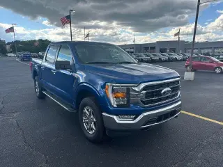 Ford F-150 2022 4x4 XLT 4 puertas SuperCrew 5.5 pies. SB
