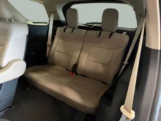 Ford Explorer 2023 AWD XLT 4 puertas SUV