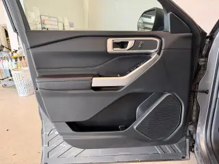 Ford Explorer 2023 AWD XLT 4 puertas SUV