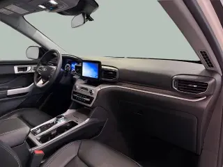 Ford Explorer 2024 AWD XLT 4 puertas SUV