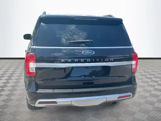 Ford Expedition 2023 4x2 XLT 4 puertas SUV