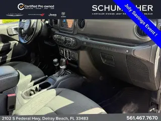 Jeep Wrangler Unlimited 2022 4x4 Sport 4 puertas SUV