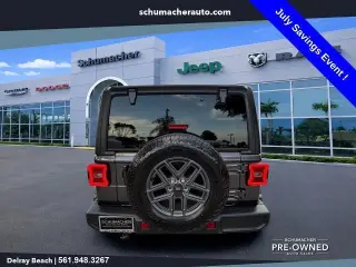 Jeep Wrangler 2024 4x4 Sport 4 puertas SUV