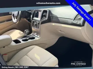 Jeep Grand Cherokee 2019 4x4 Laredo 4 puertas SUV