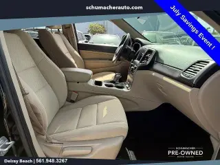 Jeep Grand Cherokee 2019 4x4 Laredo 4 puertas SUV