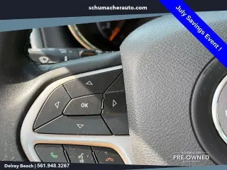 Jeep Grand Cherokee 2019 4x4 Laredo 4 puertas SUV