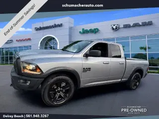 Ram 1500 Classic 2021 4x2 SLT 4 puertas Quad Cab 1.93 m Pickup