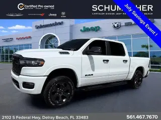 Ram 1500 2025 4x2 Lone Star Cabina Doble 4 puertas 5.6 pies. Pickup SB