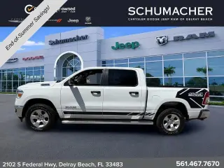 Ram 1500 2024 4x4 Lone Star Cabina de tripulación de 4 puertas 5.6 pies. Pickup SB