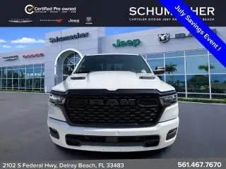 Ram 1500 2026 4x4 Tradesman 4 puertas Cabina Crew 5.6 pies. SB Pickup