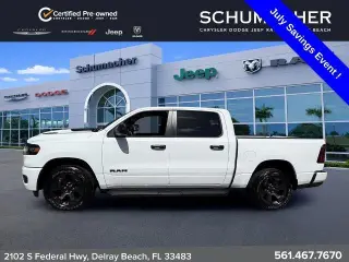 Ram 1500 2026 4x4 Tradesman 4 puertas Cabina Crew 5.6 pies. SB Pickup