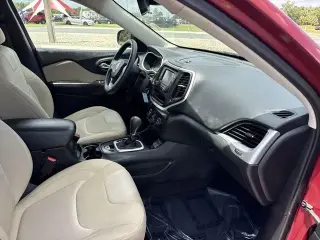 Jeep Cherokee 2015 Sport 4 puertas SUV