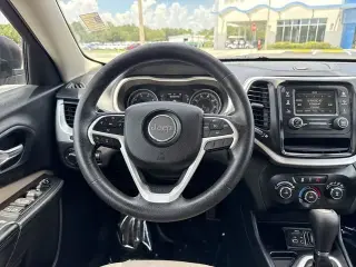 Jeep Cherokee 2015 Sport 4 puertas SUV