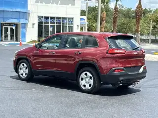 Jeep Cherokee 2015 Sport 4 puertas SUV