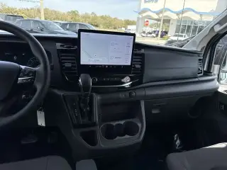Ford Transit 2025 350 XLT 3 puertas LWB Techo Bajo Furgoneta de Pasajeros