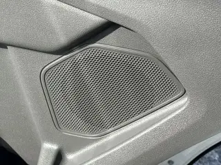 Ford Transit 2025 350 XLT 3 puertas LWB Techo Bajo Furgoneta de Pasajeros