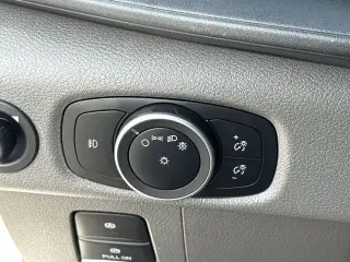 Ford Transit 2025 350 XLT 3 puertas LWB Techo Bajo Furgoneta de Pasajeros
