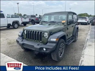 Jeep Wrangler 2024 4x4 Sport 2 puertas SUV