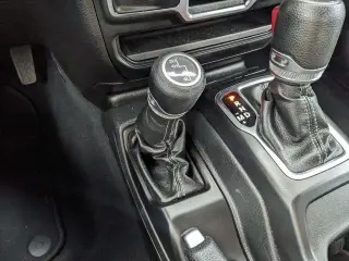 Jeep Wrangler 2024 4x4 Sport 2 puertas SUV