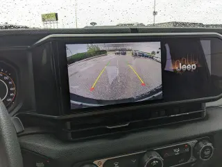 Jeep Wrangler 2024 4x4 Sport 2 puertas SUV