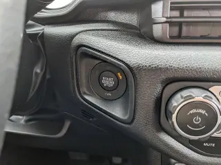 Jeep Wrangler 2024 4x4 Sport 2 puertas SUV