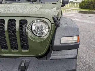 Jeep Wrangler 2024 4x4 Sport 2 puertas SUV