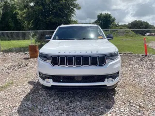 Jeep Wagoneer 2023 4x4 4 puertas SUV