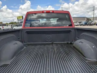 Ram 1500 2012 4x2 ST 4 puertas Quad Cab 1.93 m Pickup
