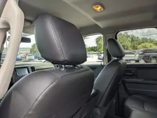 Ram 1500 2012 4x2 ST 4 puertas Quad Cab 1.93 m Pickup