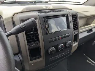 Ram 1500 2012 4x2 ST 4 puertas Quad Cab 1.93 m Pickup