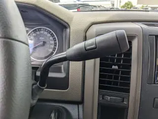 Ram 1500 2012 4x2 ST 4 puertas Quad Cab 1.93 m Pickup