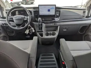 Ford Transit 2024 350 XLT 3 puertas LWB Techo Medio Furgón de Pasajeros