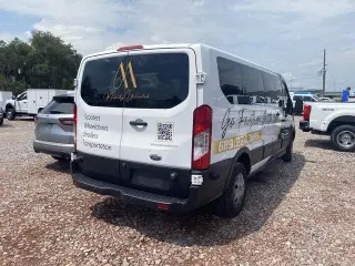 Ford Transit 2015 350 XLT 3 puertas LWB Techo Bajo Furgoneta de Pasajeros con Puertas Laterales 60/40