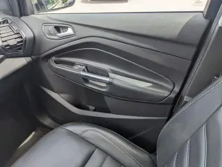 Ford Escape 2017 Titanium 4 puertas SUV