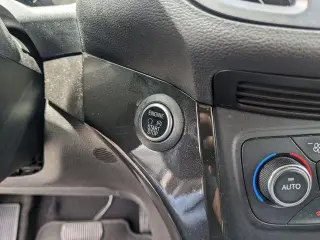 Ford Escape 2017 Titanium 4 puertas SUV