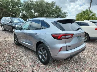 Ford Escape 2023 ST-Line 4 puertas SUV