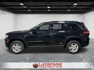 Jeep Grand Cherokee 2024 4x4 Laredo 4 puertas SUV