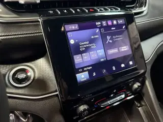 Jeep Grand Cherokee 2024 4x4 Laredo 4 puertas SUV