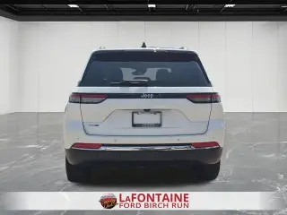 Jeep Grand Cherokee 2024 4x4 4xe 4 puertas SUV