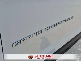 Jeep Grand Cherokee 2024 4x4 4xe 4 puertas SUV